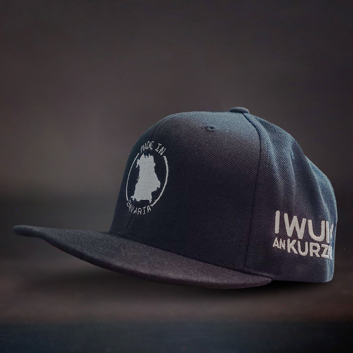 I WUI AN KURZN Snapback Cap "Made in Bavaria" – jetzt als Merchandise erhältlich