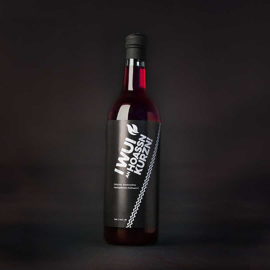 I WUI AN HOASSN KURZN – der erste rote weiße Glühwein mit fruchtiger Haskapbeeren Note – schmeckt einfach unvergleichlich gut!