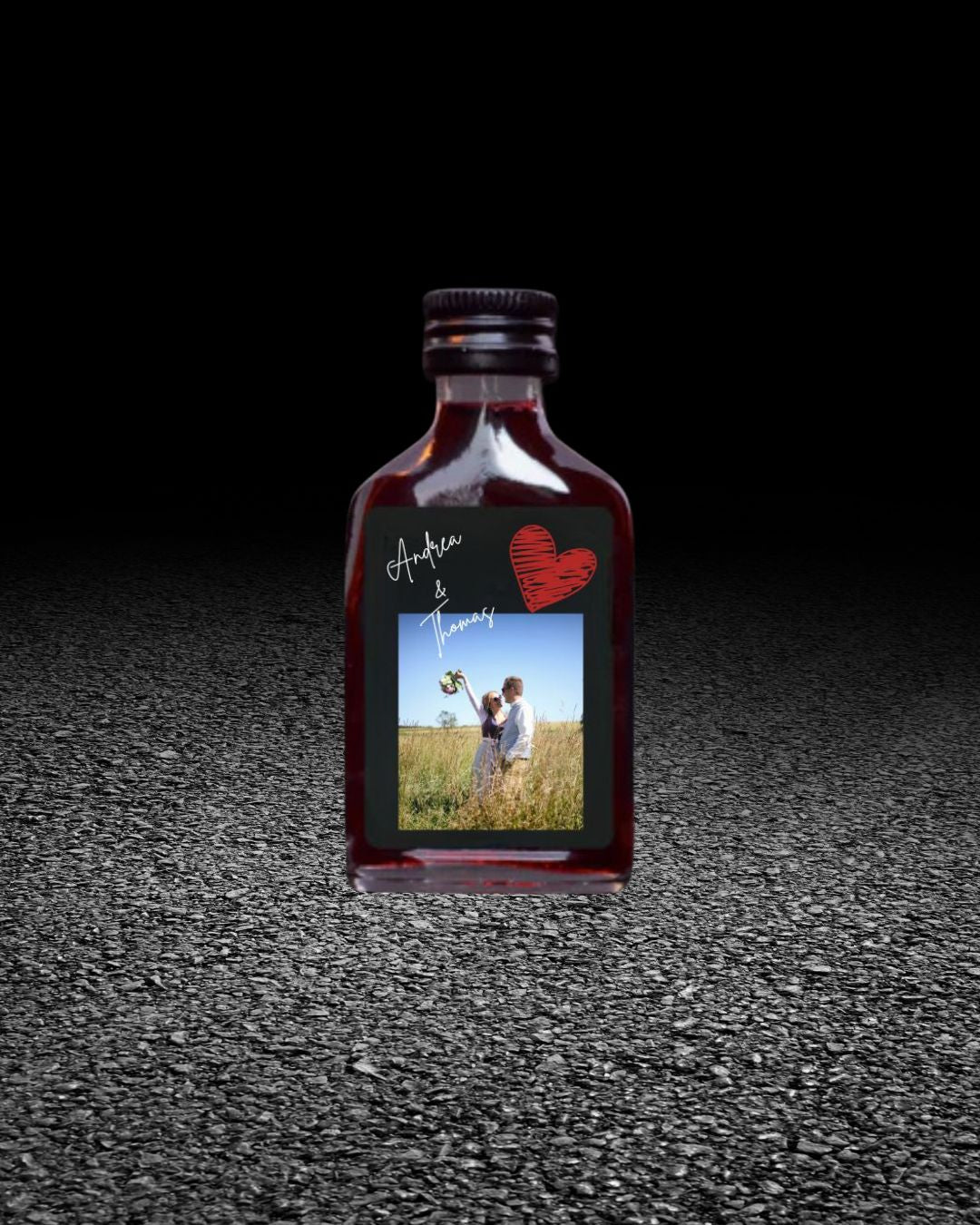 I WUI AN KURZN – Bayerischer Haskap-Likör Partyshot | 24 Stück × 0,02 l | individuelles Hochzeitsetikett | Gastgeschenk| personalisiert