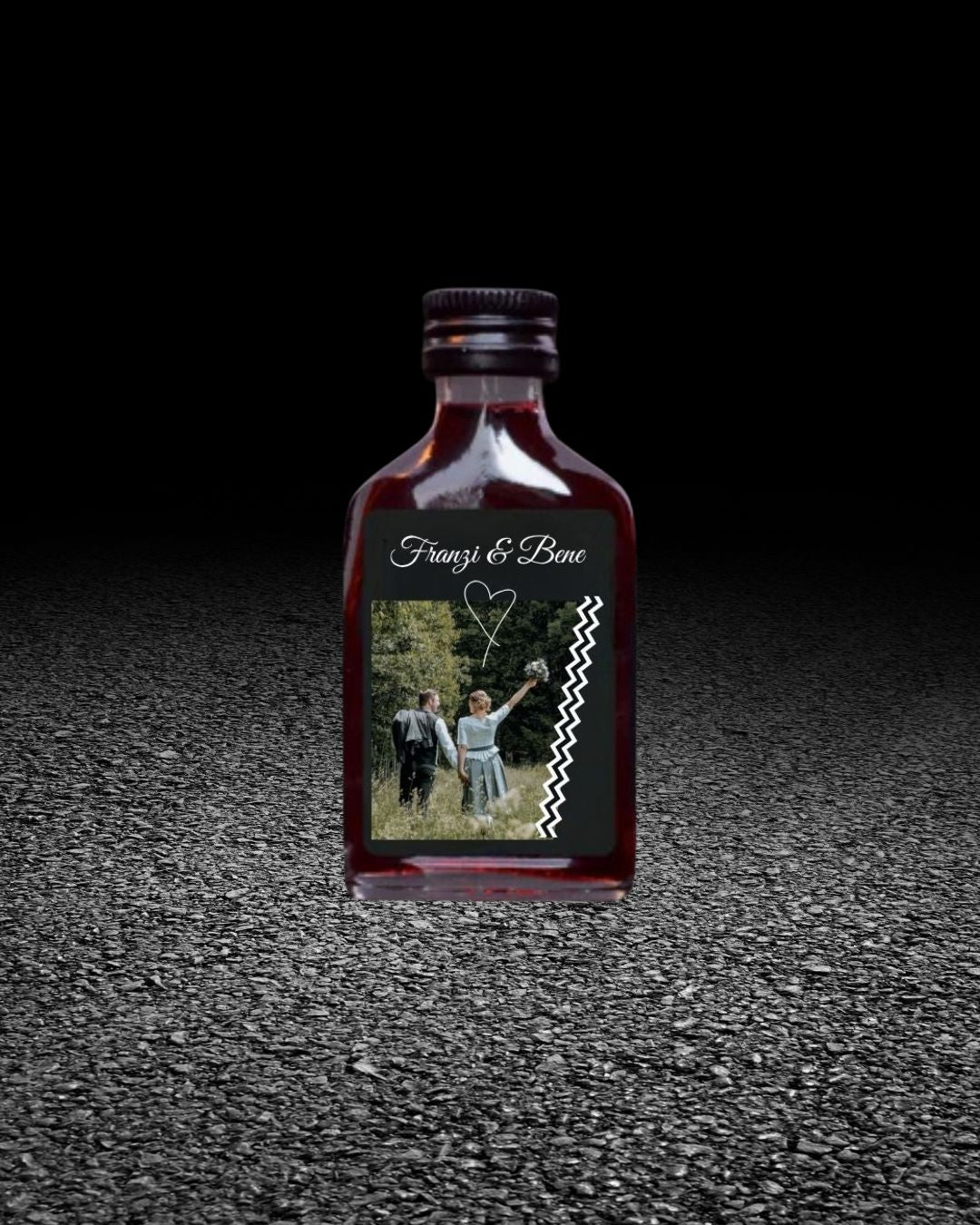 I WUI AN KURZN – Bayerischer Haskap-Likör Partyshot | 24 Stück × 0,02 l | individuelles Hochzeitsetikett | Gastgeschenk| personalisiert